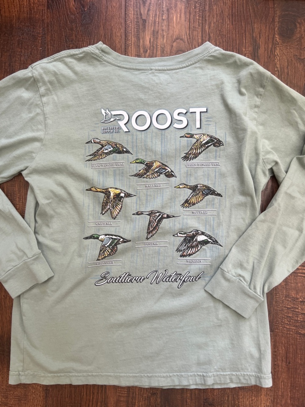 Roost Southern Waterfowl Long Sleeve Pocket Tee - Sage Green
